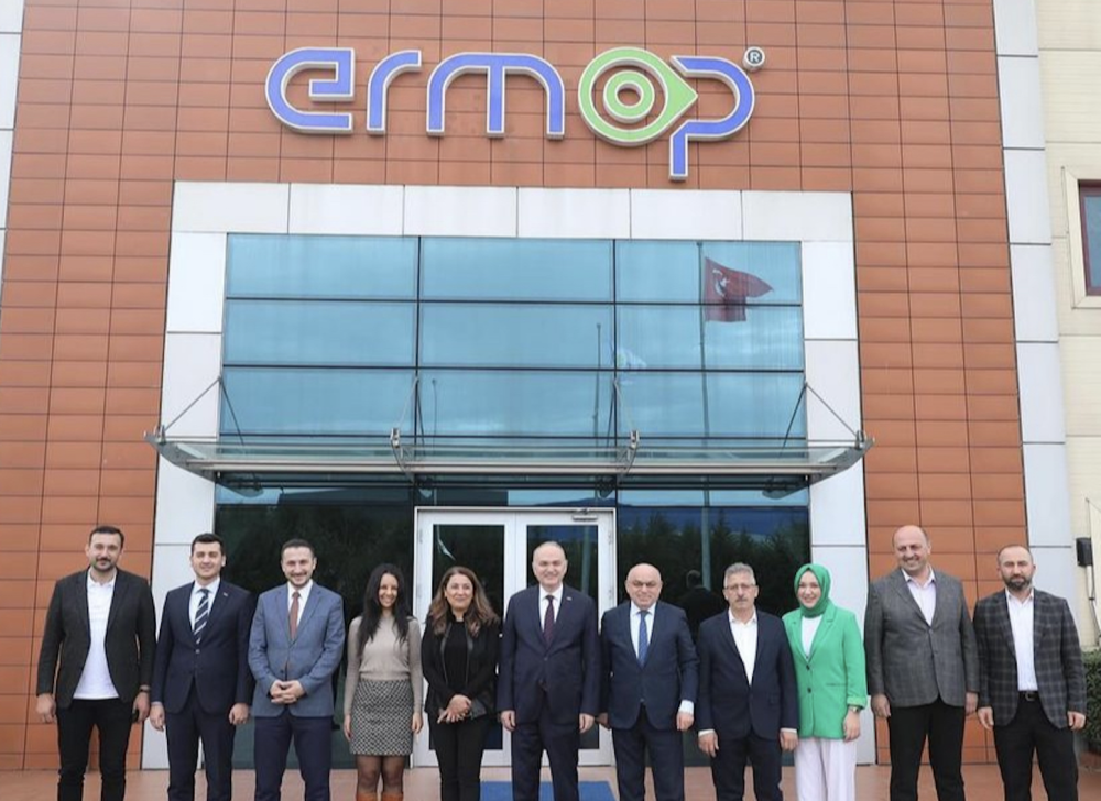 Düzce Belediye Başkanı Dr.Faruk Özlü, ERMOP Fabrikasını Ziyaret etti.